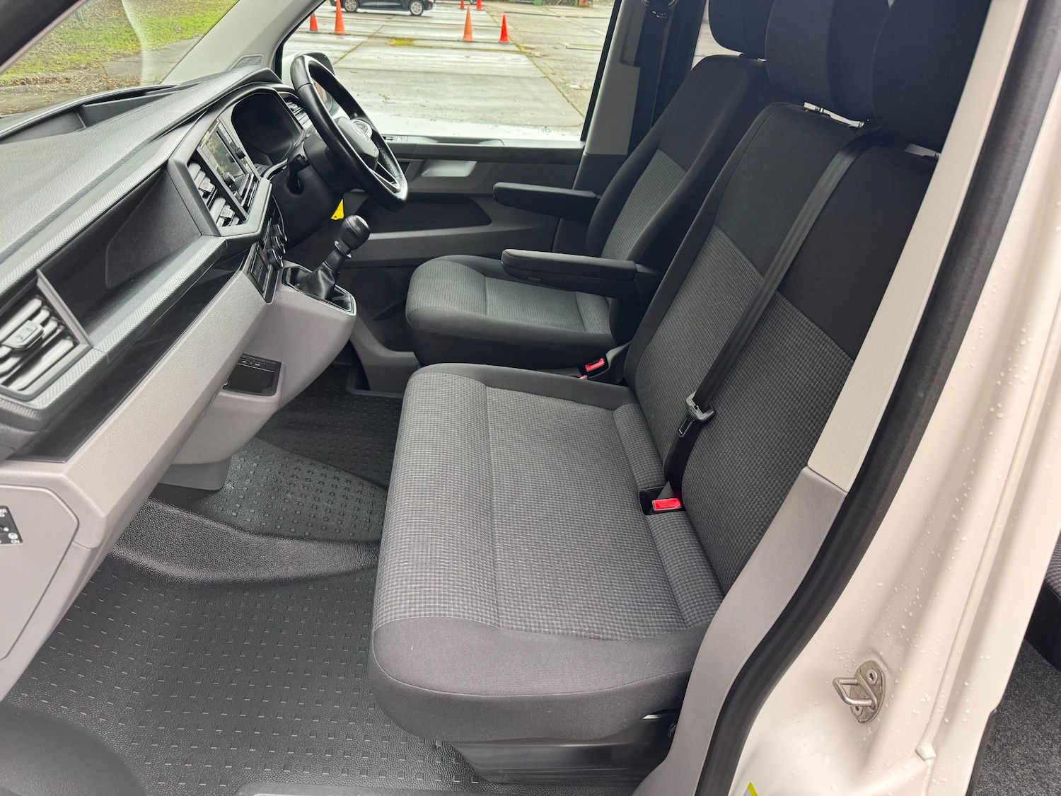 Used Volkswagen Transporter 2024 for sale - 76418646: Photo 15