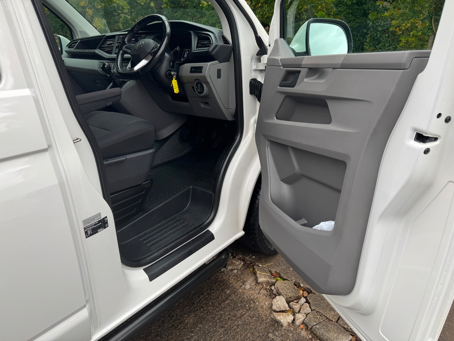 Used Volkswagen Transporter 2024 for sale - 76418646: Photo 17