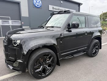 Used Land Rover Defender 2024 for sale - 79766051: Photo