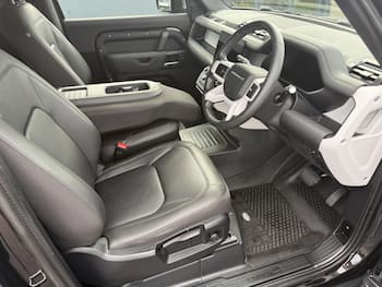 Used Land Rover Defender 2024 for sale - 79766051: Photo