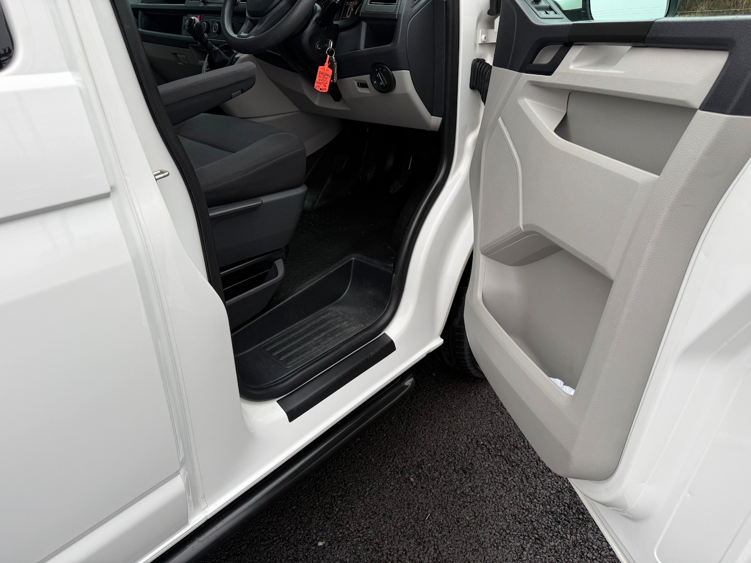 Used Volkswagen Transporter 2019 for sale - 77491047: Photo 15