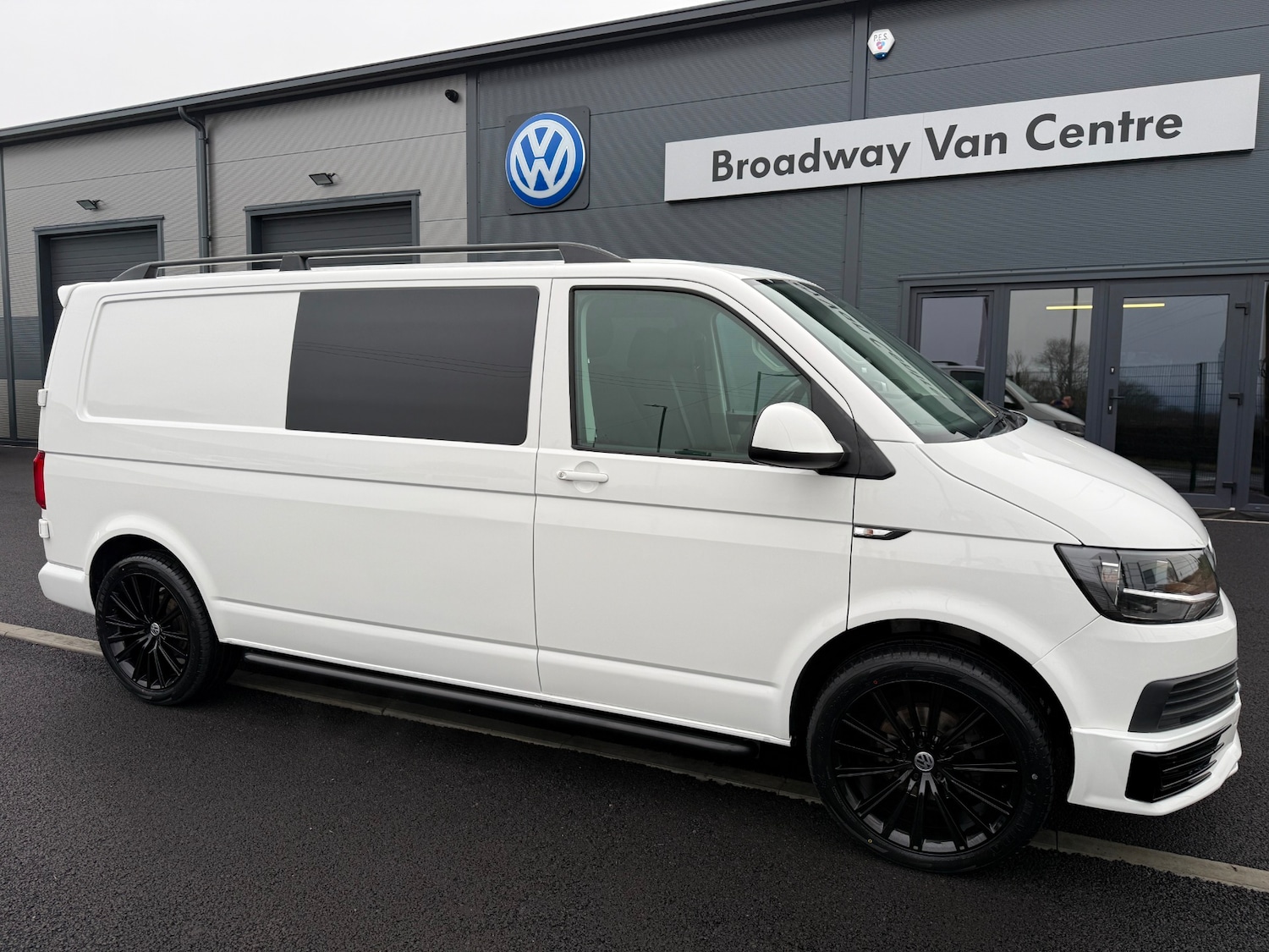 Used Volkswagen Transporter 2019 for sale - 77491047: Photo 2
