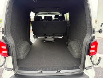 Used Volkswagen Transporter 2019 for sale - 77491047: Photo