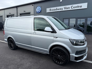 Used Volkswagen Transporter 2018 for sale - 78618282: Photo