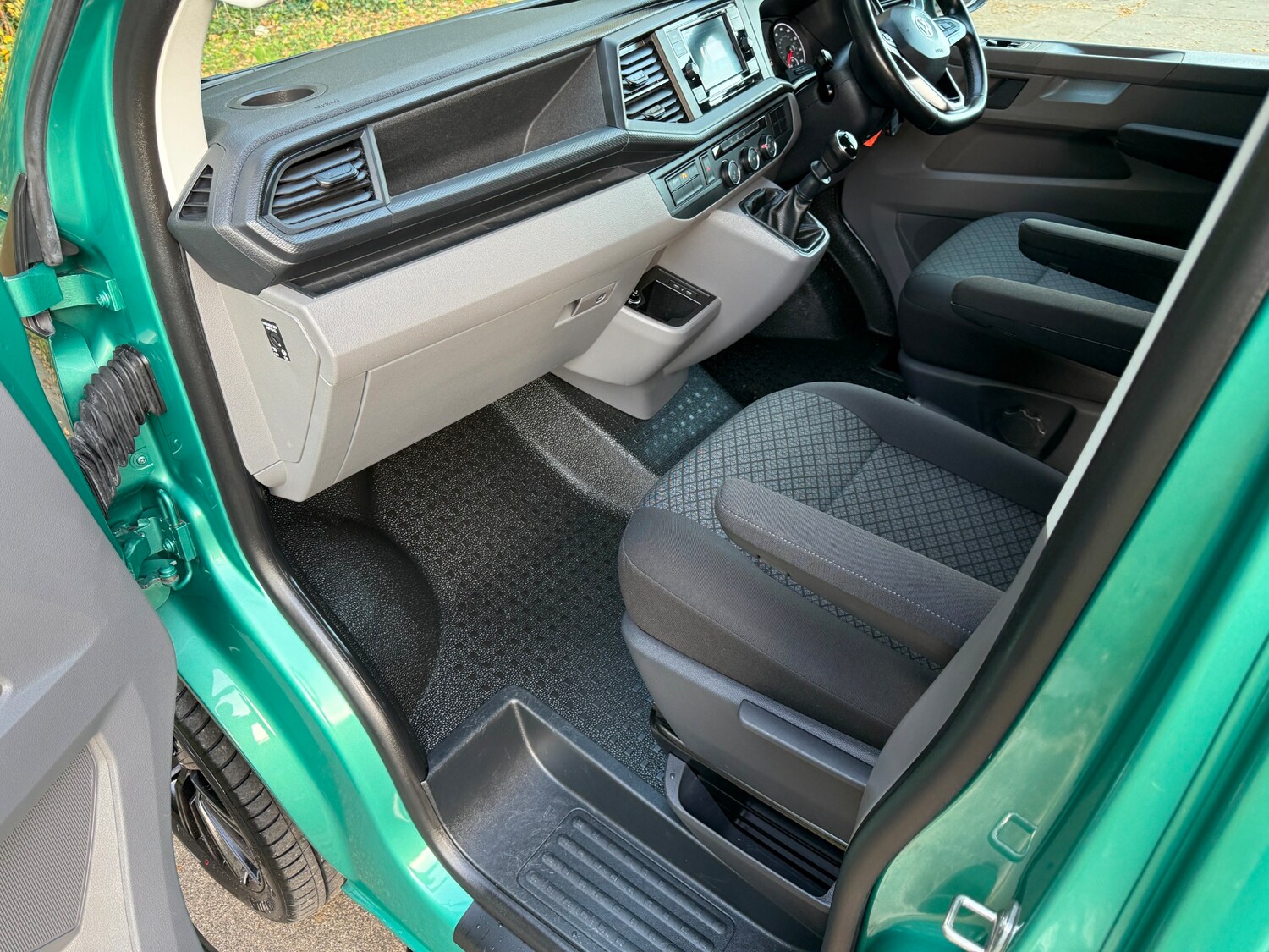 Used Volkswagen Transporter 2020 for sale - 76253627: Photo 20