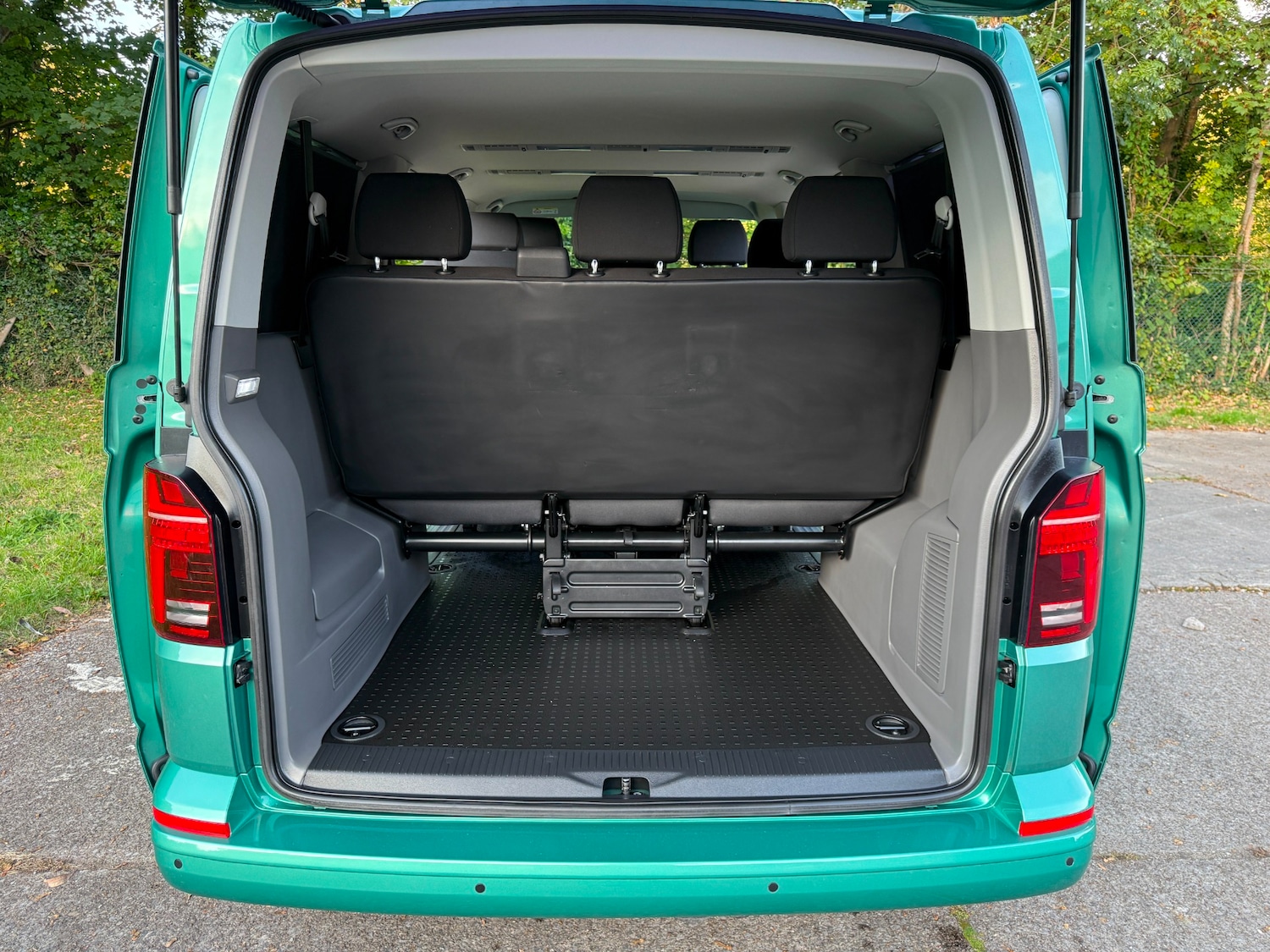 Used Volkswagen Transporter 2020 for sale - 76253627: Photo 3