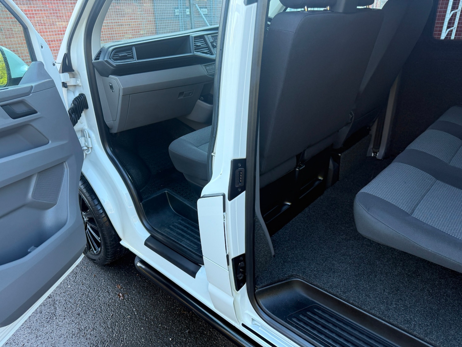 Used Volkswagen Transporter 2020 for sale - 76335264: Photo 16