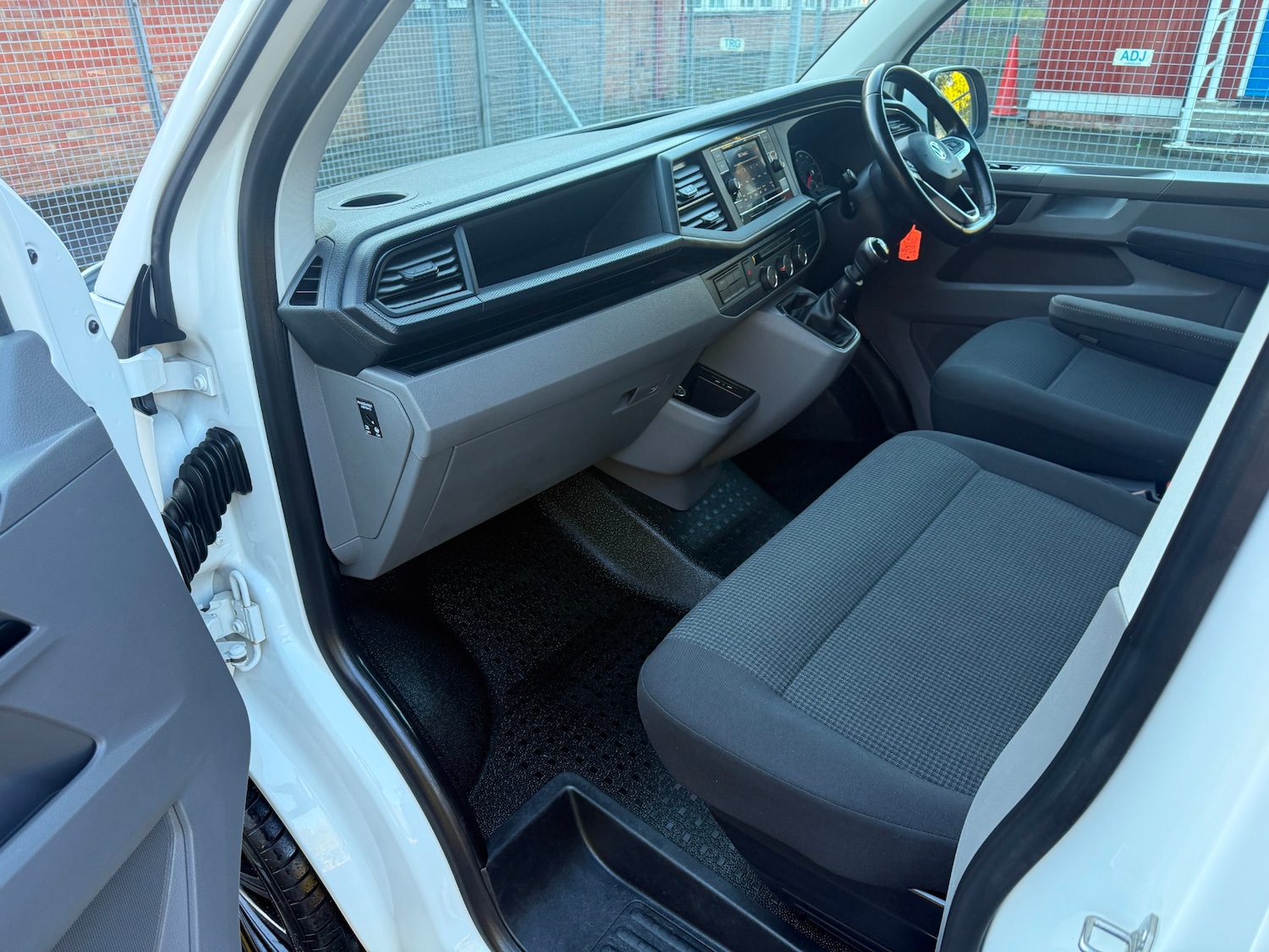 Used Volkswagen Transporter 2020 for sale - 76335264: Photo 19