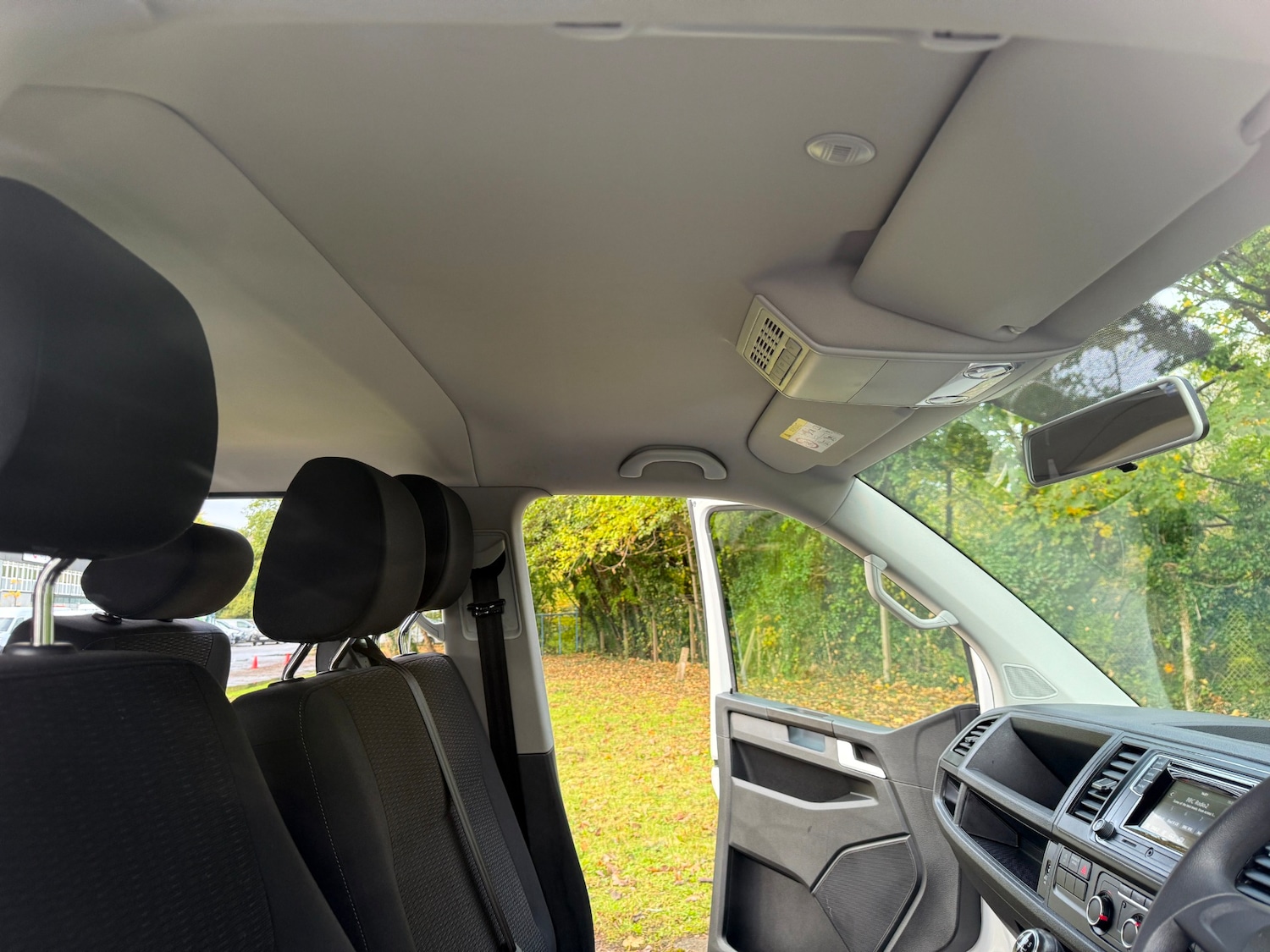 Used Volkswagen Transporter 2016 for sale - 76418644: Photo 24