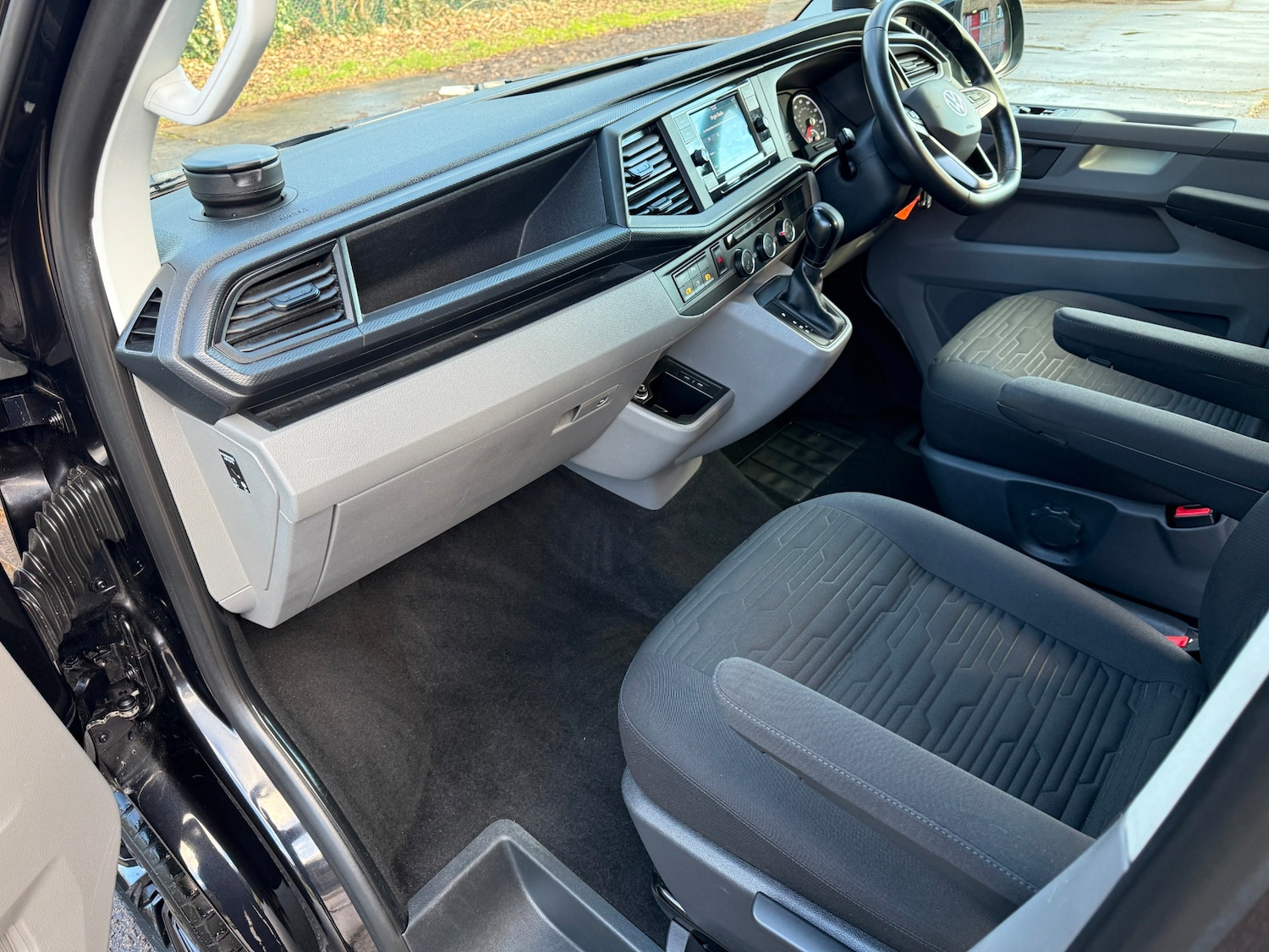 Used Volkswagen Transporter Shuttle 2021 for sale - 77129894: Photo 21