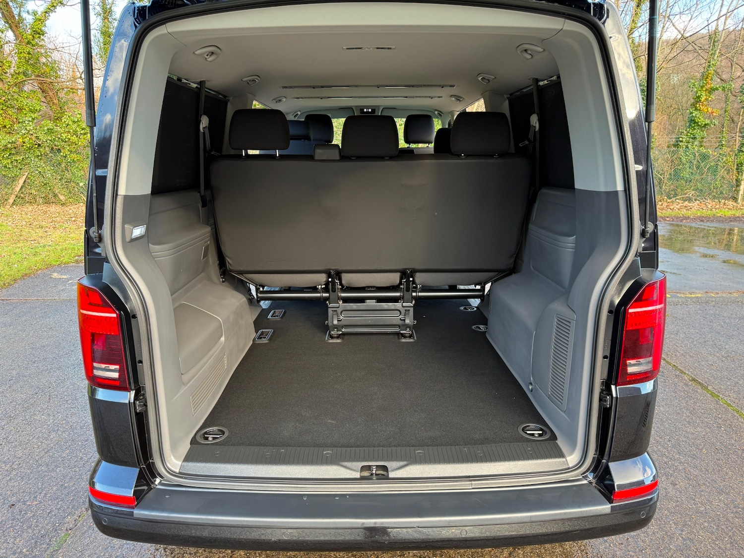 Used Volkswagen Transporter Shuttle 2021 for sale - 77129894: Photo 3