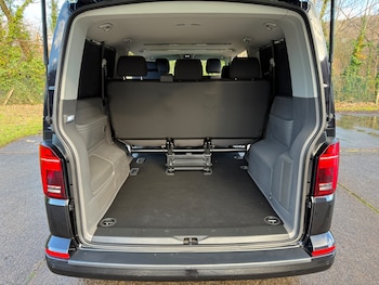 Used Volkswagen Transporter Shuttle 2021 for sale - 77129894: Photo