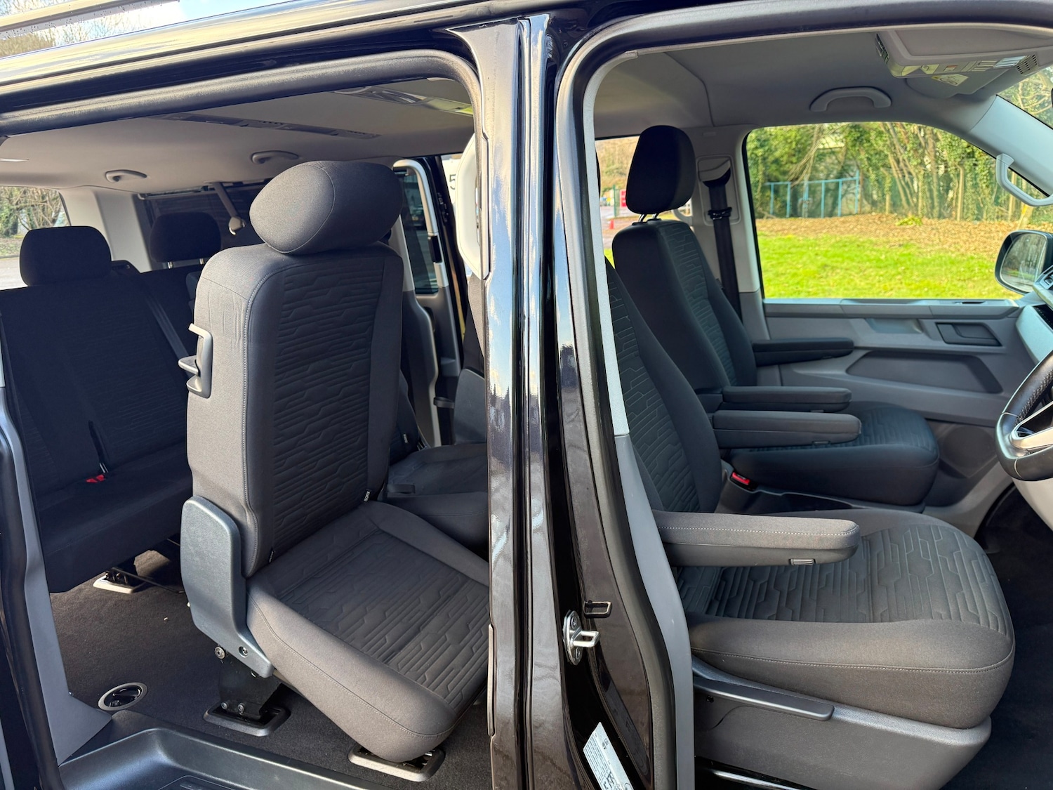 Used Volkswagen Transporter Shuttle 2021 for sale - 77129894: Photo 4