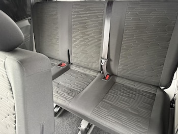 Used Volkswagen Transporter Shuttle 2021 for sale - 78618257: Photo