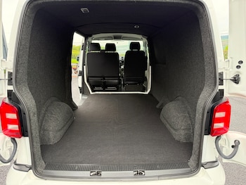 Used Volkswagen Transporter 2019 for sale - 78618295: Photo