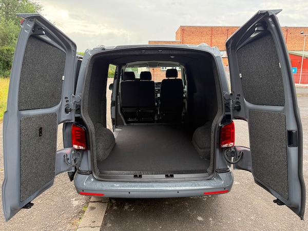 Used Volkswagen Transporter 2022 for sale - 75381758: Photo 10