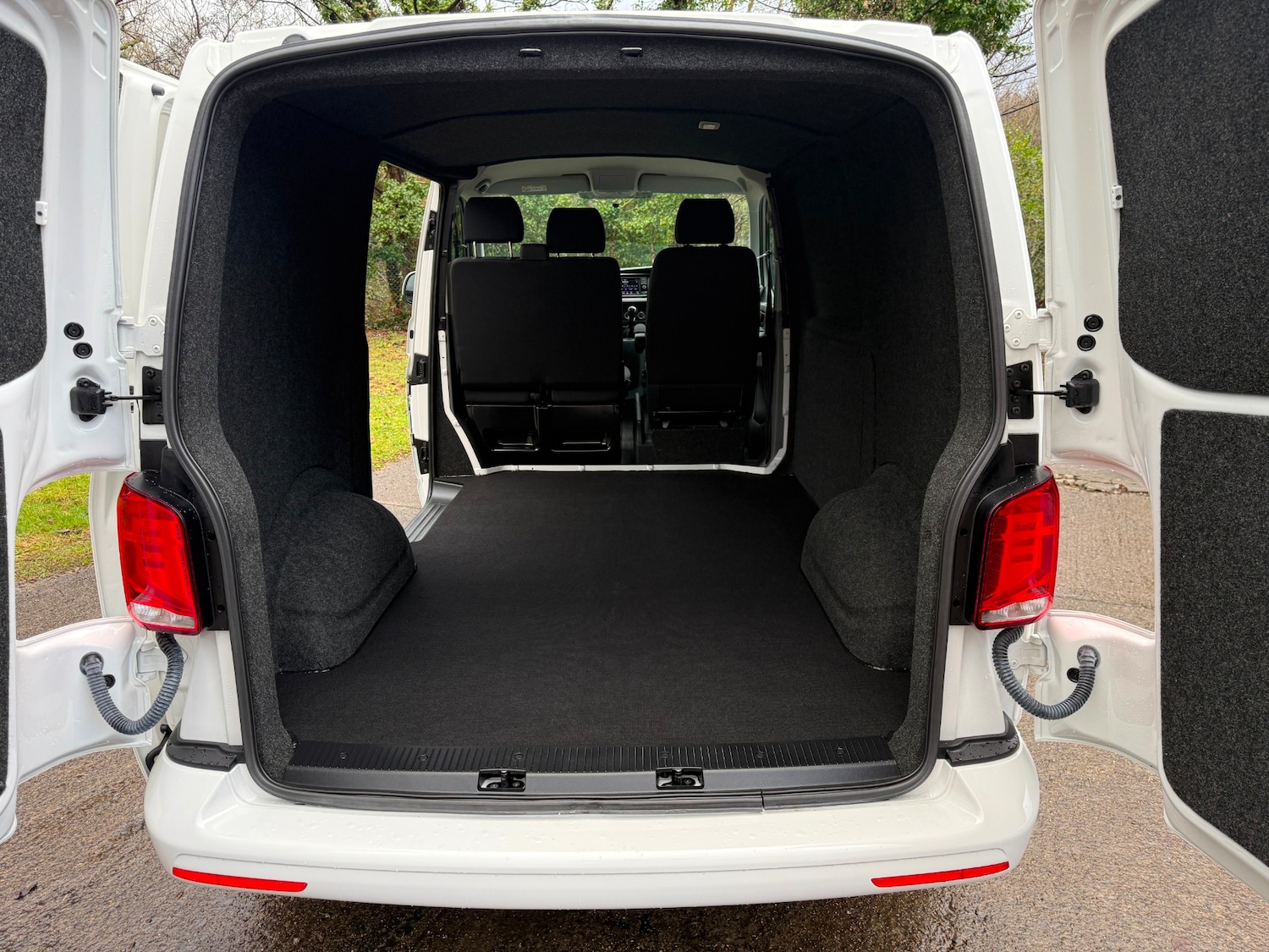 Used Volkswagen Transporter 2022 for sale - 77311471: Photo 10