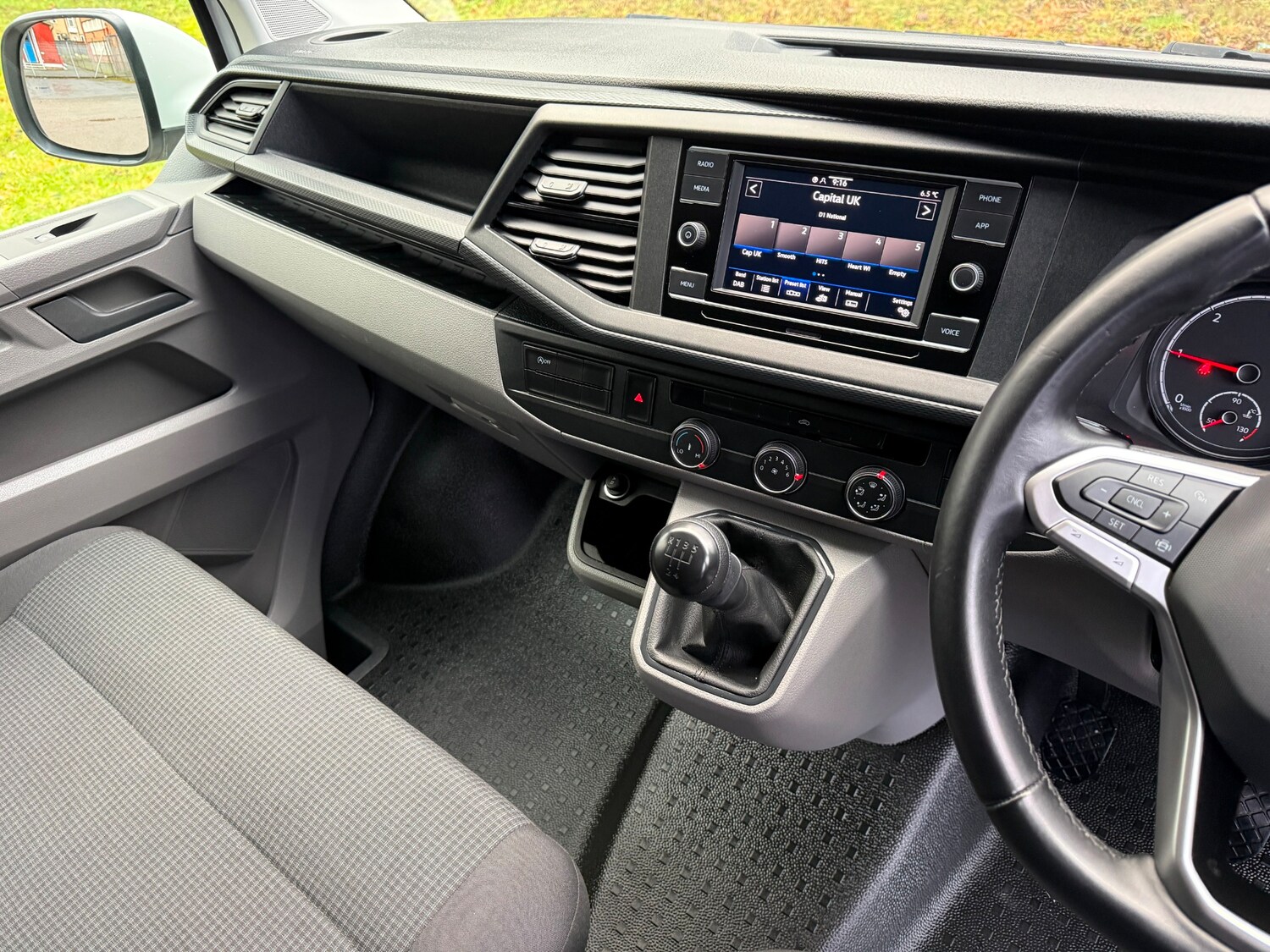 Used Volkswagen Transporter 2022 for sale - 77311471: Photo 14