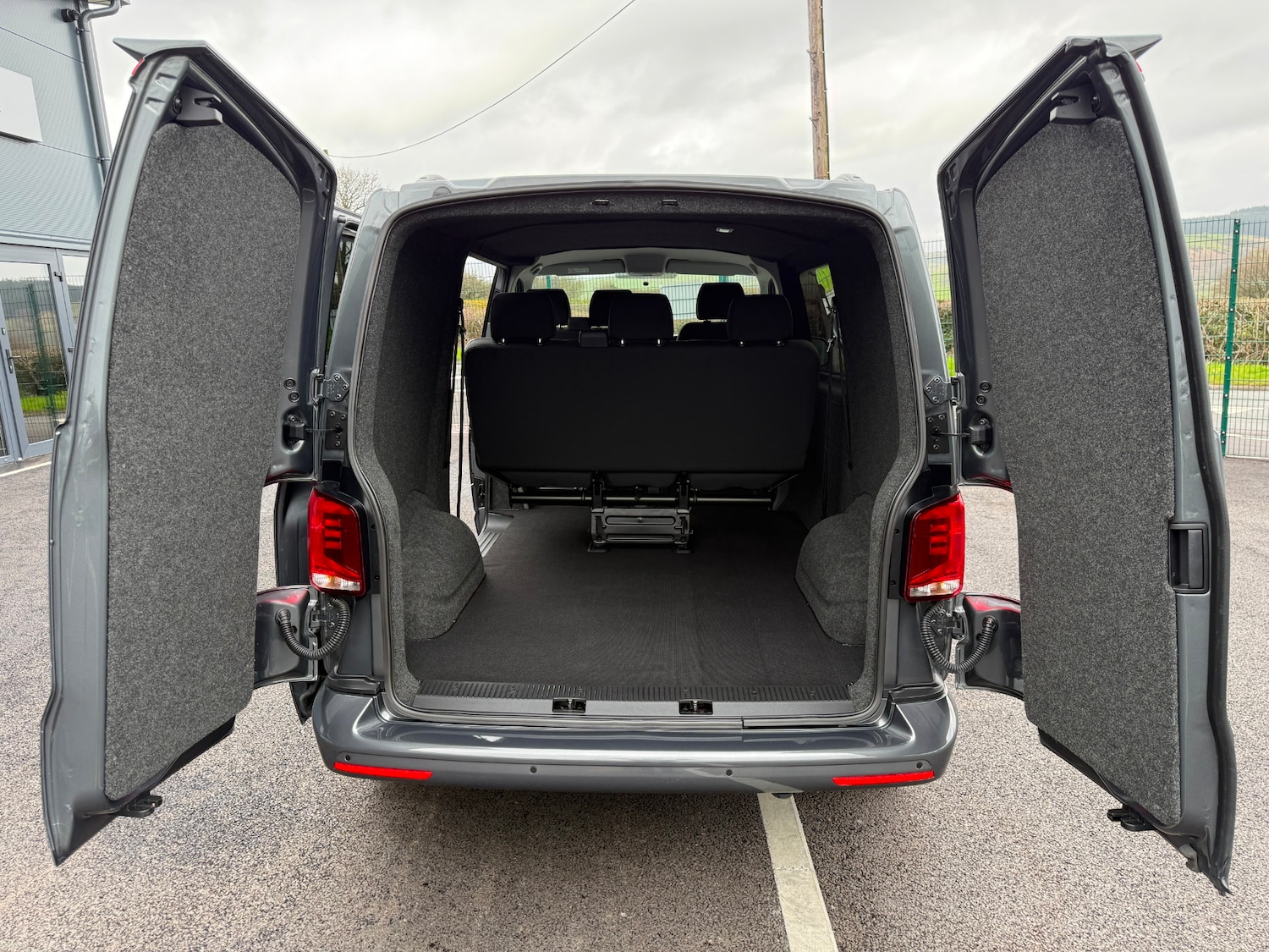 Used Volkswagen Transporter 2024 for sale - 78163778: Photo 12