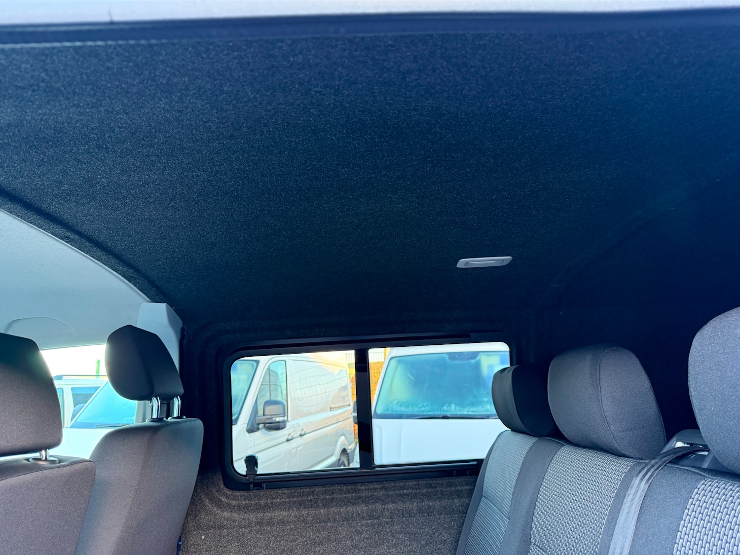 Used Volkswagen Transporter 2023 for sale - 77716460: Photo 16