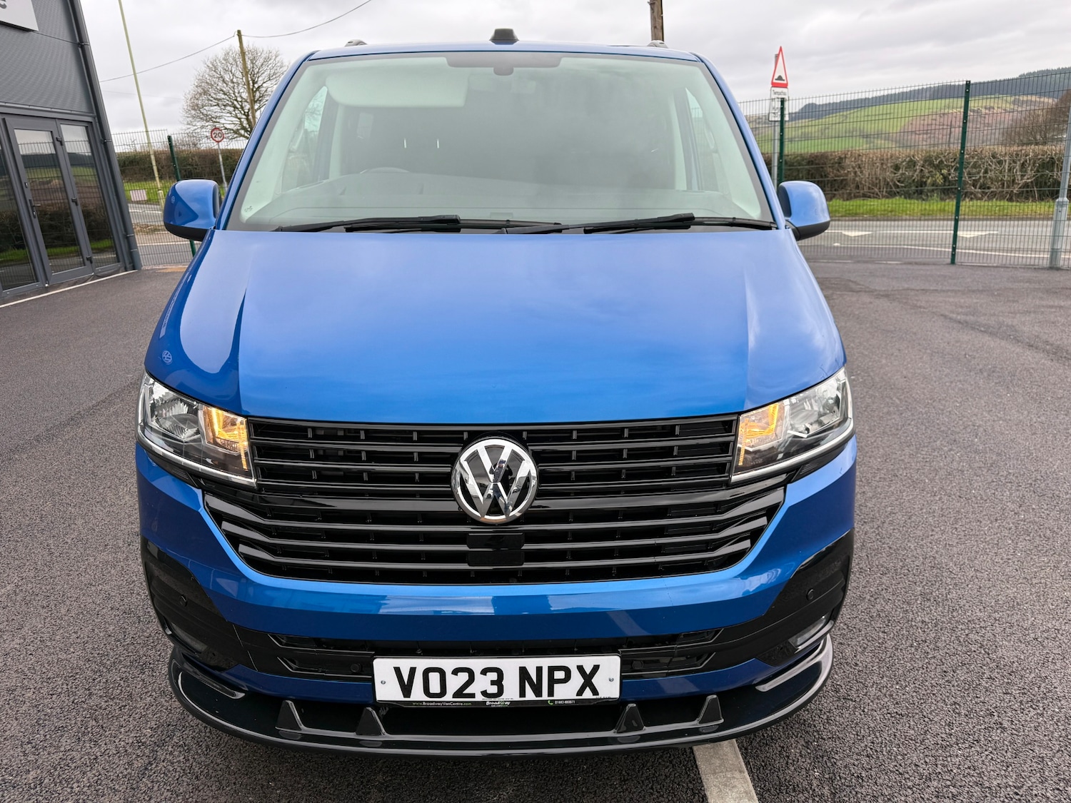 Used Volkswagen Transporter 2023 for sale - 77716460: Photo 4