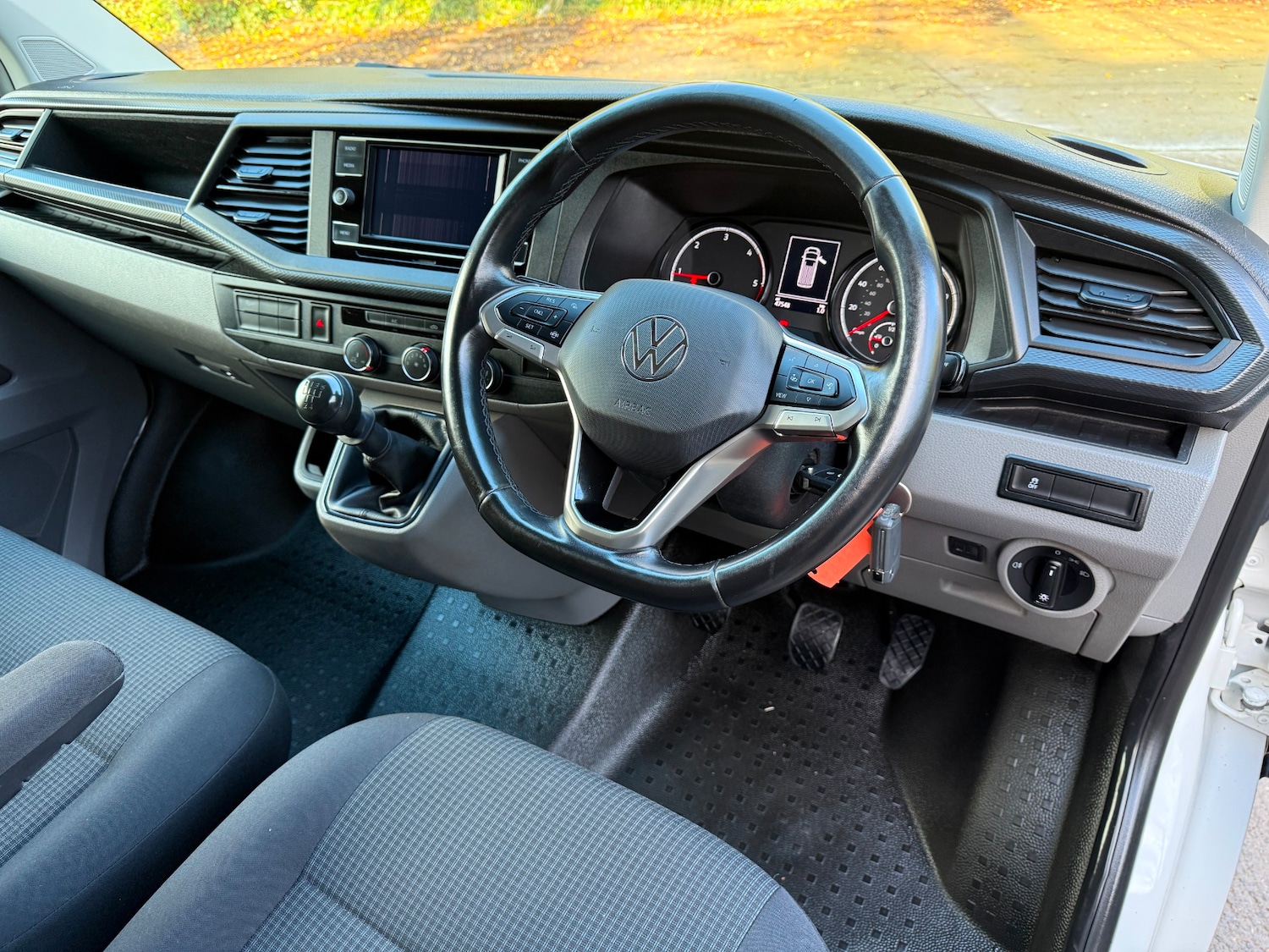 Used Volkswagen Transporter 2023 for sale - 76837563: Photo 20