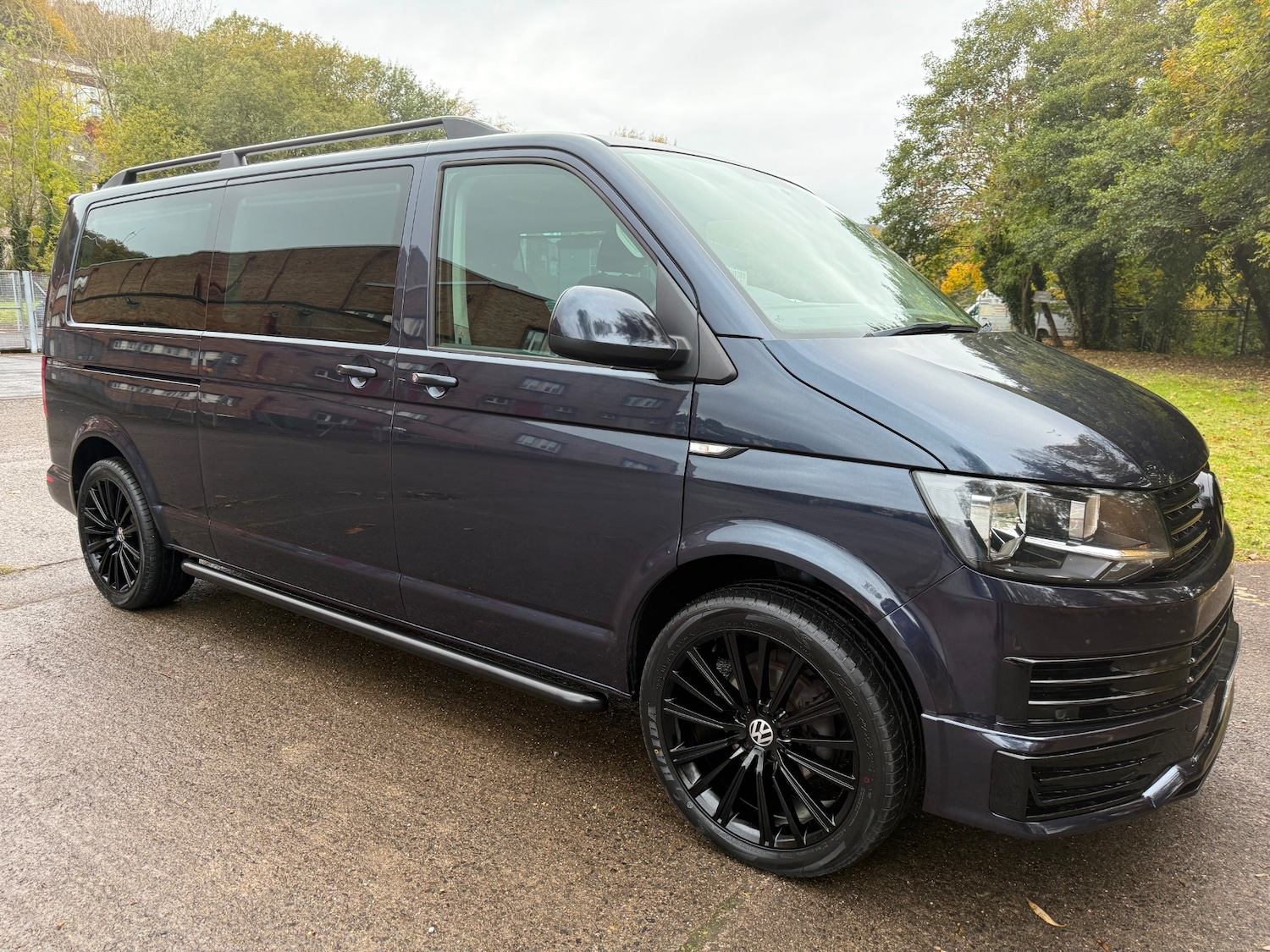 Used Volkswagen Transporter Shuttle 2019 for sale - 76418645: Photo 2