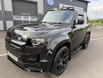 Land Rover Defender 90 feature image