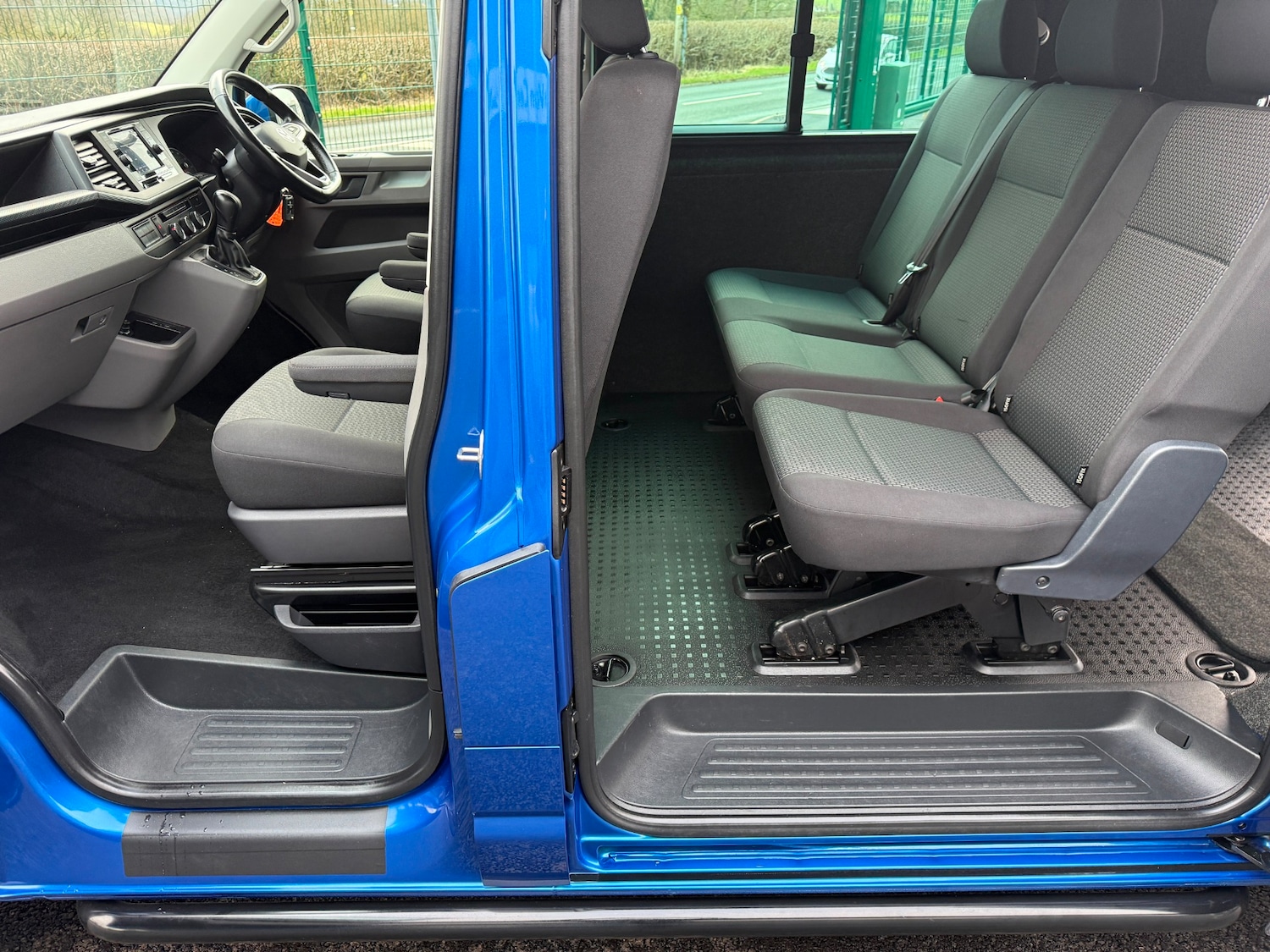 Used Volkswagen Transporter 2022 for sale - 77610723: Photo 12