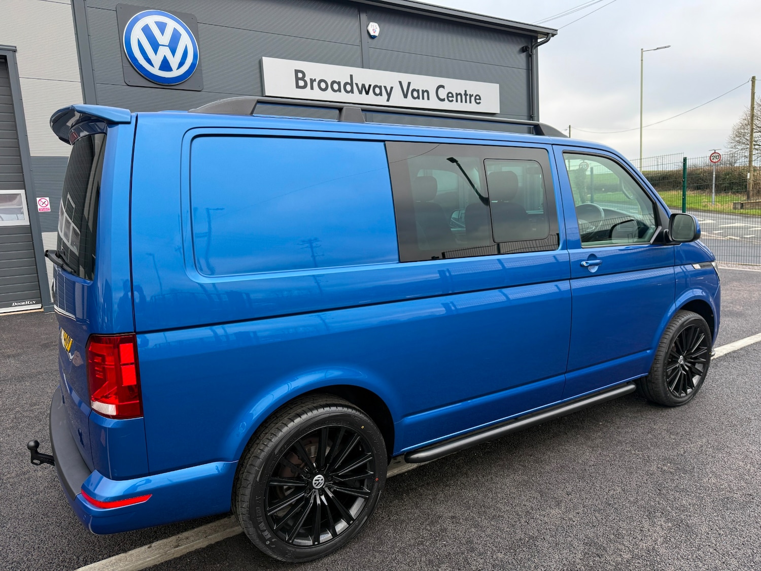 Used Volkswagen Transporter 2022 for sale - 77610723: Photo 8