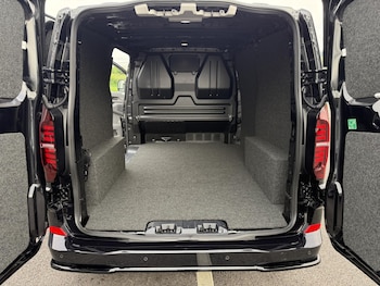 Used Volkswagen Transporter 2025 for sale - 78683522: Photo
