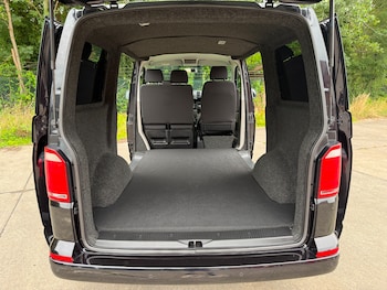 Used Volkswagen Transporter 2018 for sale - 75561939: Photo