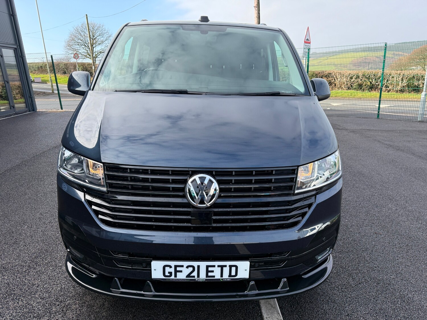 Used Volkswagen Transporter for sale - 77530555: Photo 6