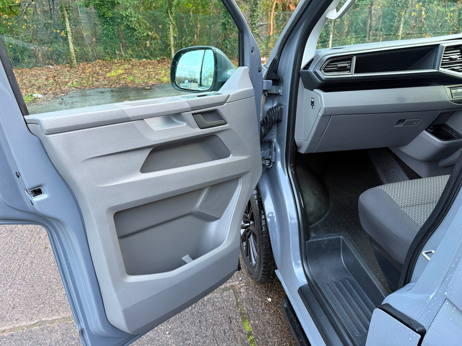 Used Volkswagen Transporter 2022 for sale - 76893206: Photo 14