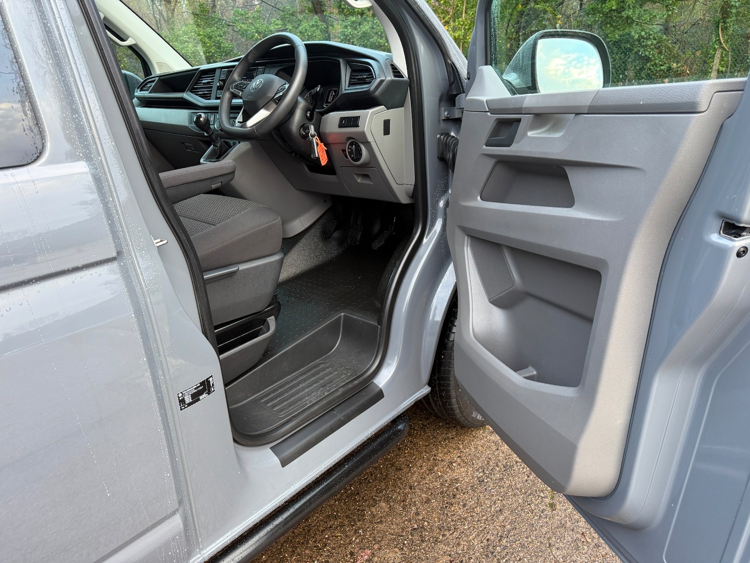 Used Volkswagen Transporter 2022 for sale - 76893206: Photo 17