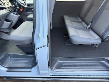 Used Volkswagen Transporter 2022 for sale - 76893206: Photo