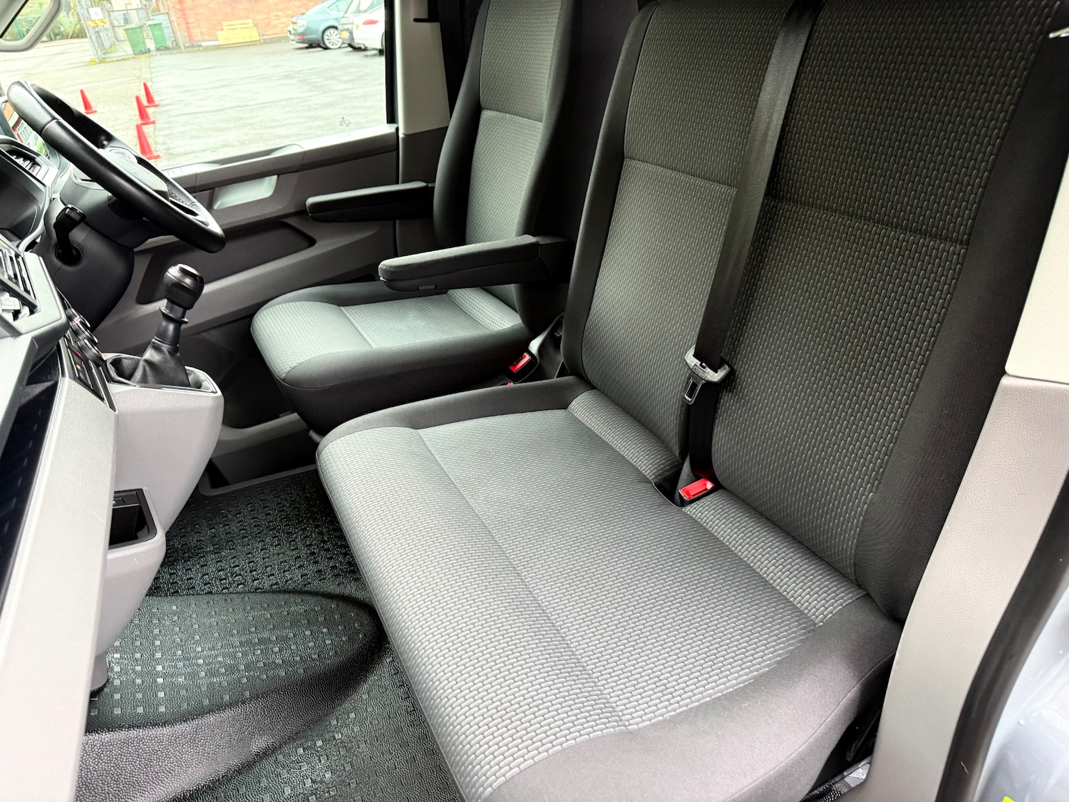 Used Volkswagen Transporter 2023 for sale - 76471401: Photo 10