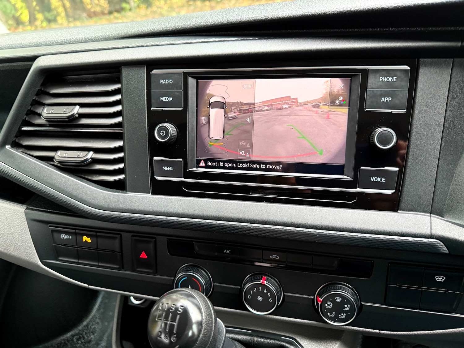 Used Volkswagen Transporter 2023 for sale - 76471401: Photo 23