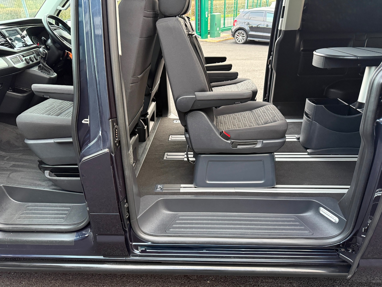 Used Volkswagen Caravelle 2020 for sale - 78079372: Photo 13