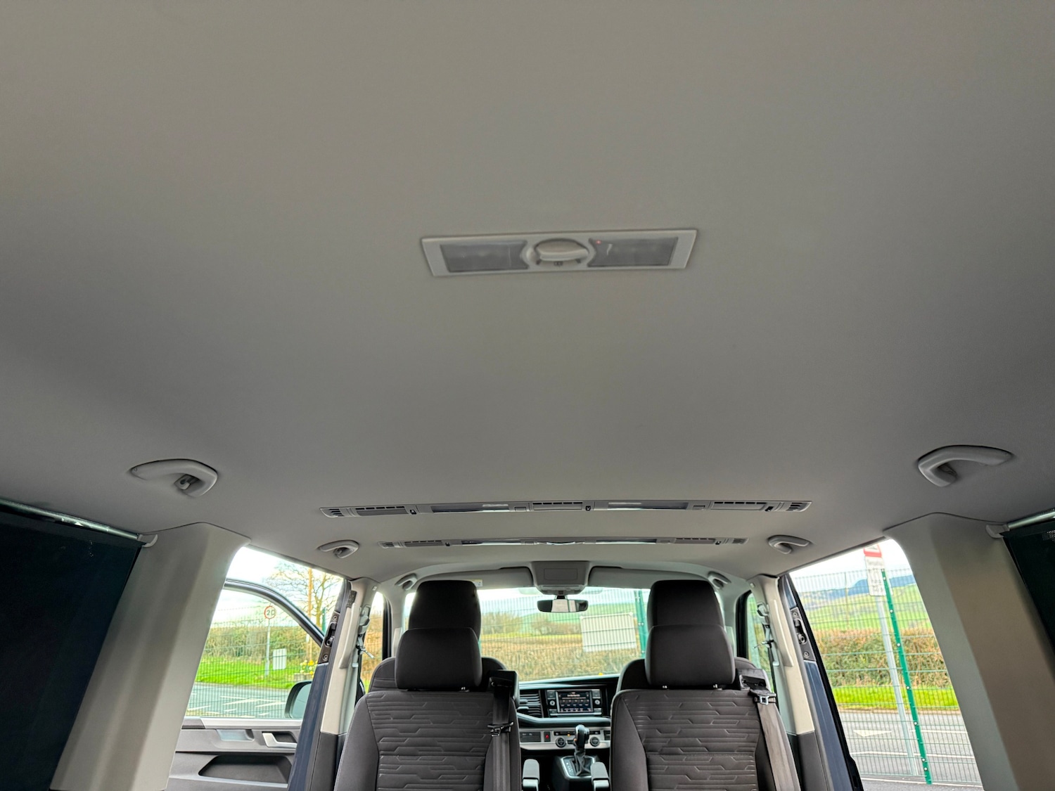 Used Volkswagen Caravelle 2020 for sale - 78079372: Photo 18