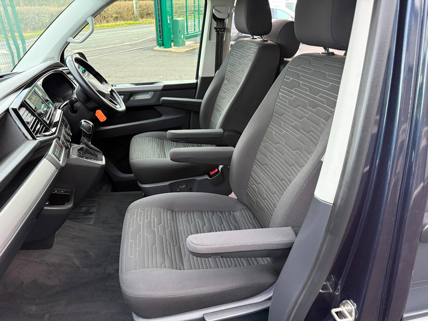 Used Volkswagen Caravelle 2020 for sale - 78079372: Photo 23