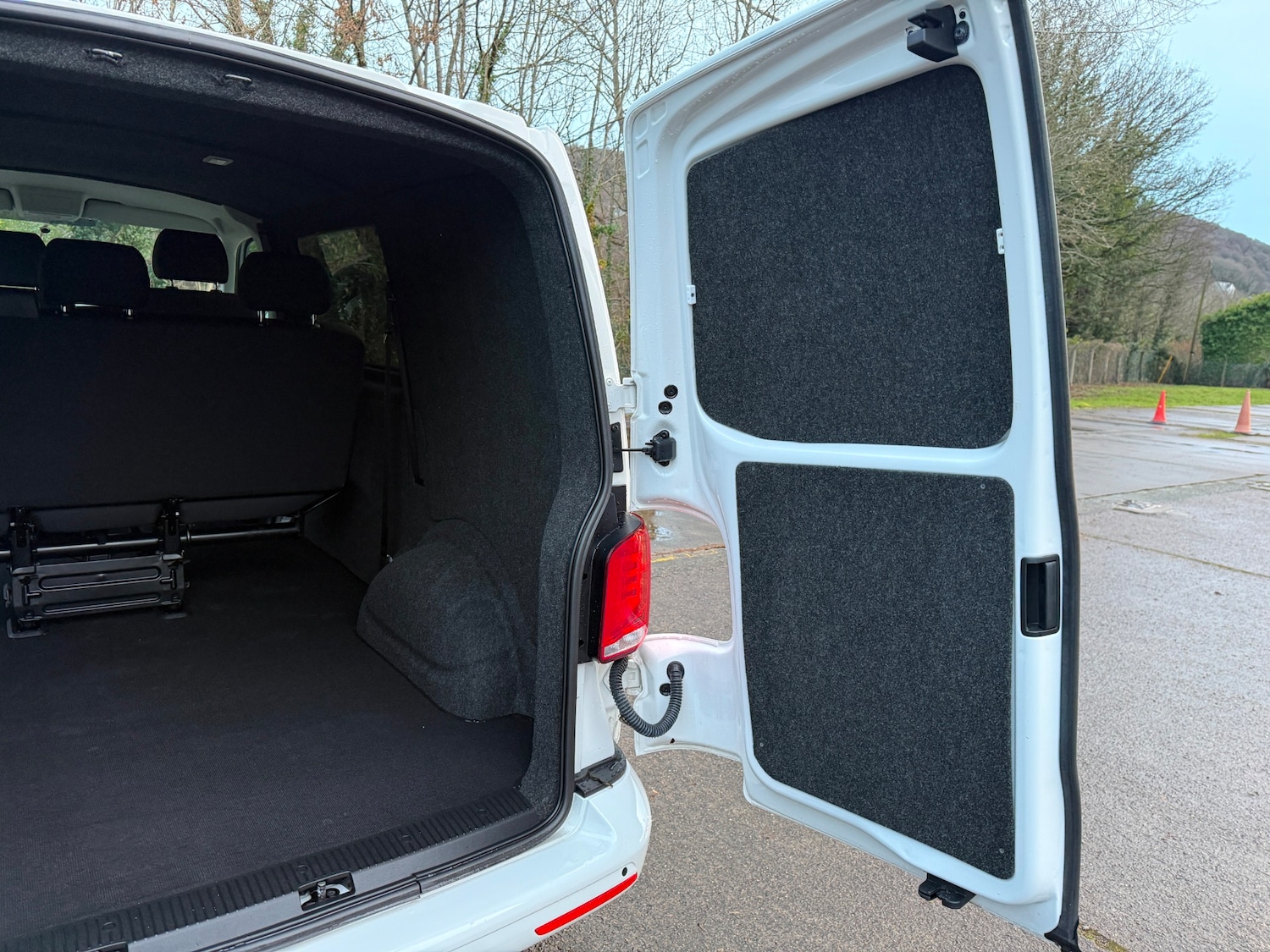 Used Volkswagen Transporter 2023 for sale - 77154736: Photo 15