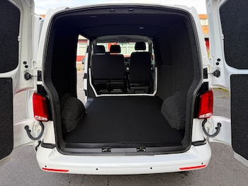 Used Volkswagen Transporter 2021 for sale - 75289485: Photo
