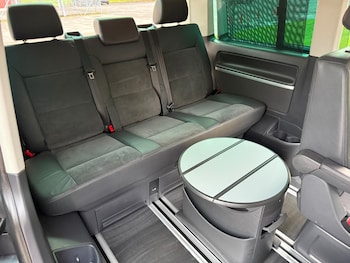 Used Volkswagen Caravelle 2014 for sale - 76566466: Photo