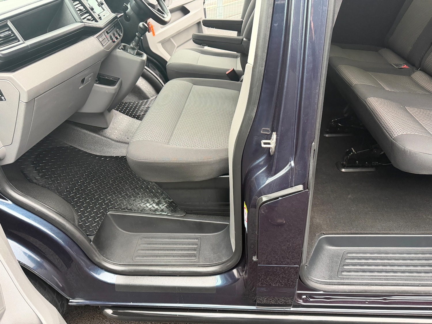 Used Volkswagen Transporter 2023 for sale - 77807557: Photo 21