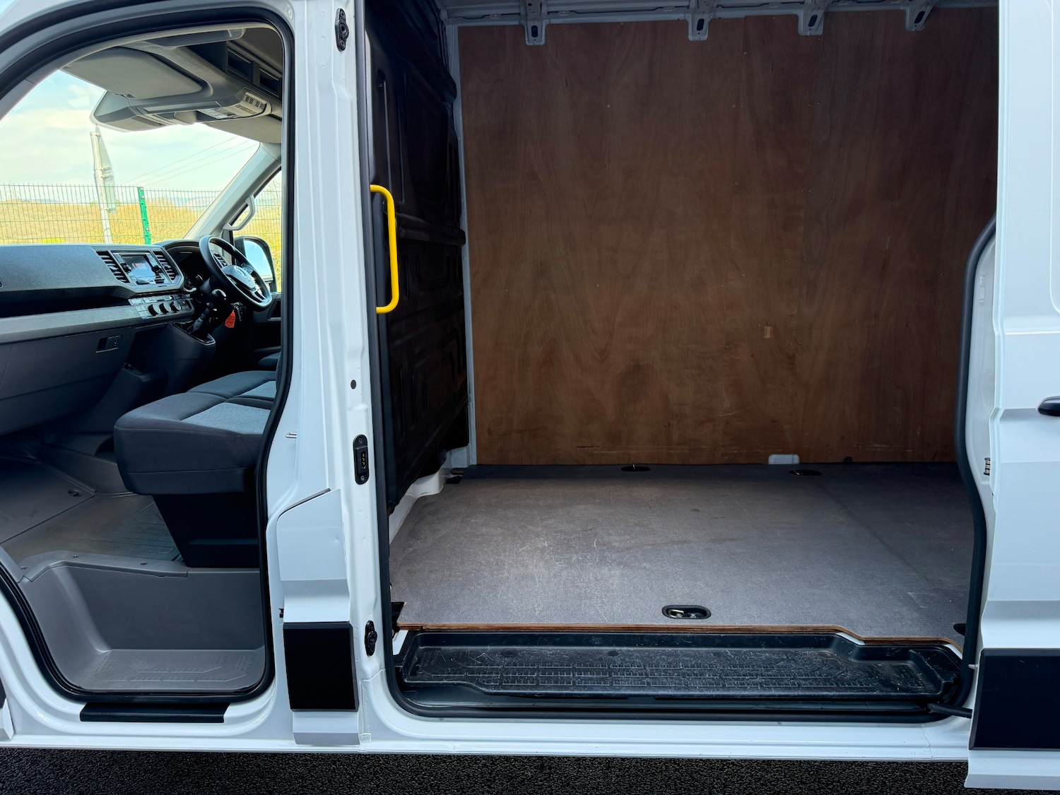 Used Volkswagen Crafter 2023 for sale - 78155742: Photo 14