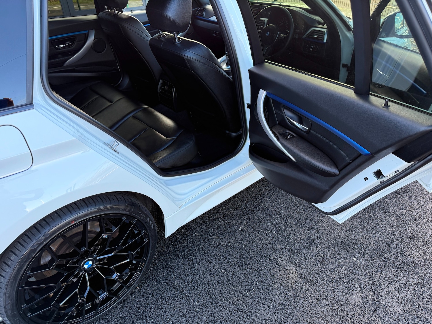 Used BMW 3 Series 2019 for sale - 77731053: Photo 18