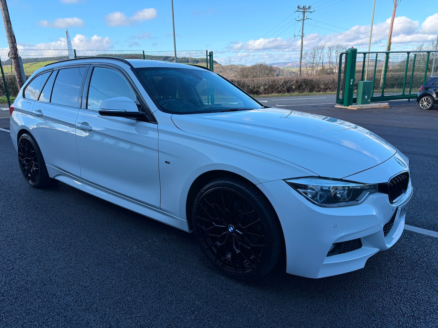Used BMW 3 Series 2019 for sale - 77731053: Photo 2