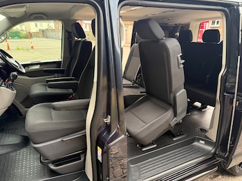 Used Volkswagen Transporter 2019 for sale - 75561943: Photo