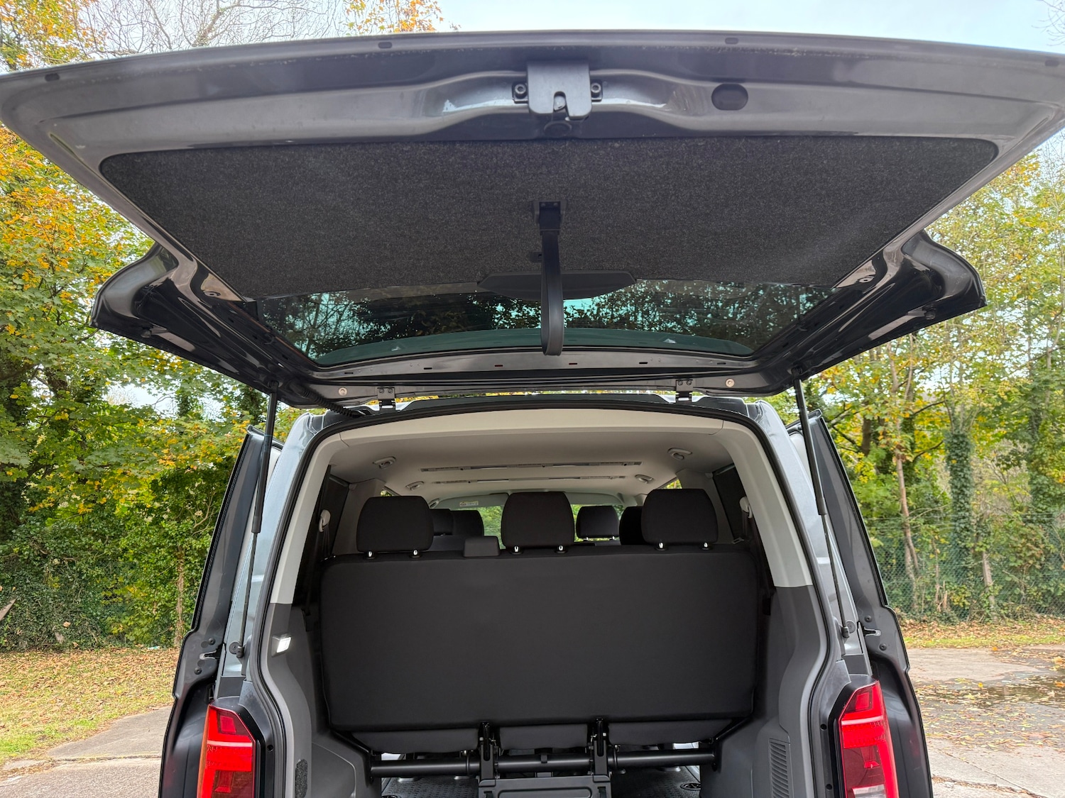 Used Volkswagen Transporter Shuttle 2020 for sale - 76392413: Photo 13